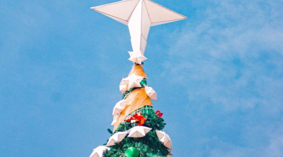 The Magic of 7-Foot Artificial Christmas Trees